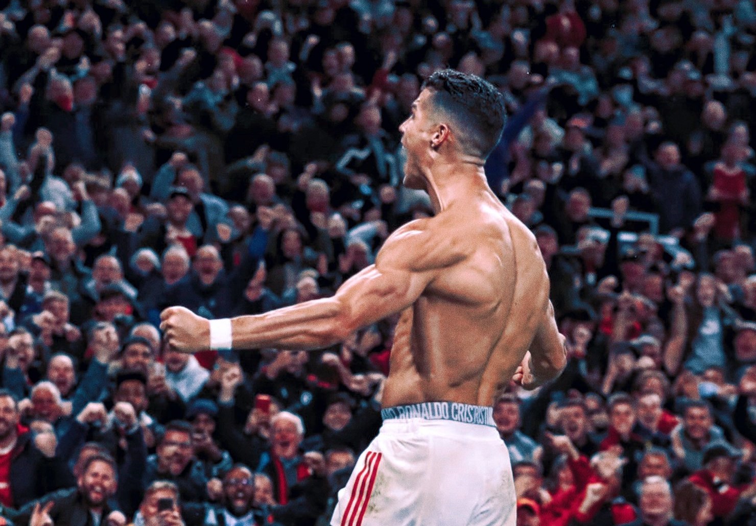 Το… ξεφτίλισε ο Κριστιάνο με τέτοιους κοιλιακούς! (pic)