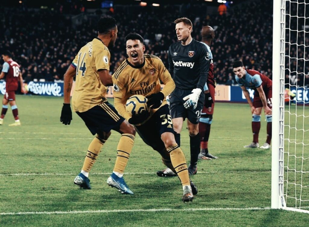 Πρόβλεψη Ροναλντίνιο: «Ο Μαρτινέλι που θυμίζει τον Ρονάλντο…»