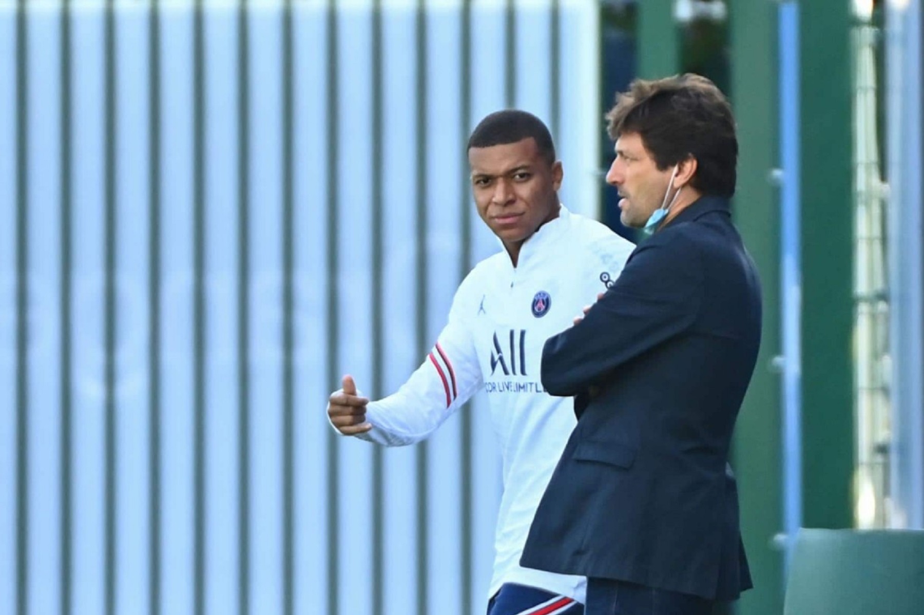 Λεονάρντο: «Έχει γίνει περίπλοκη η ανανέωση του Μπαπέ»