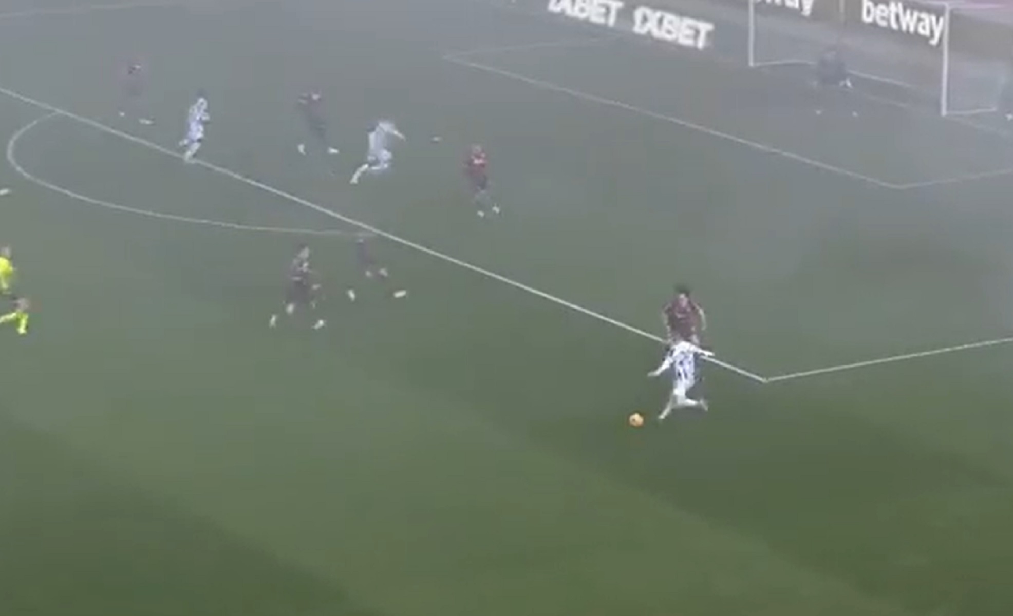 Το… κάρφωσε στην ομίχλη ο Μοράτα – Δημιούργημα του «ζωγράφου» Μπερναρντέσκι (vid)