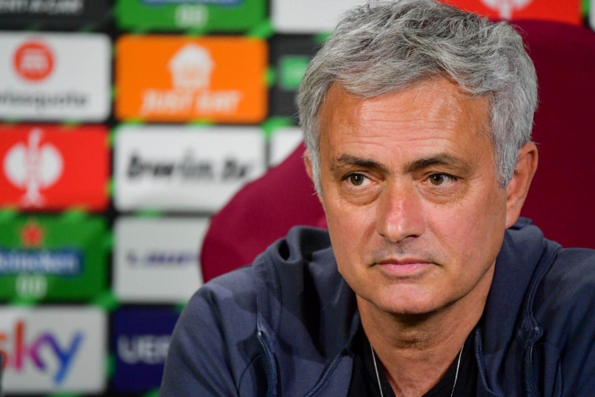 Μουρίνιο: «Όνειρο μου να κατακτήσω το Conference League»
