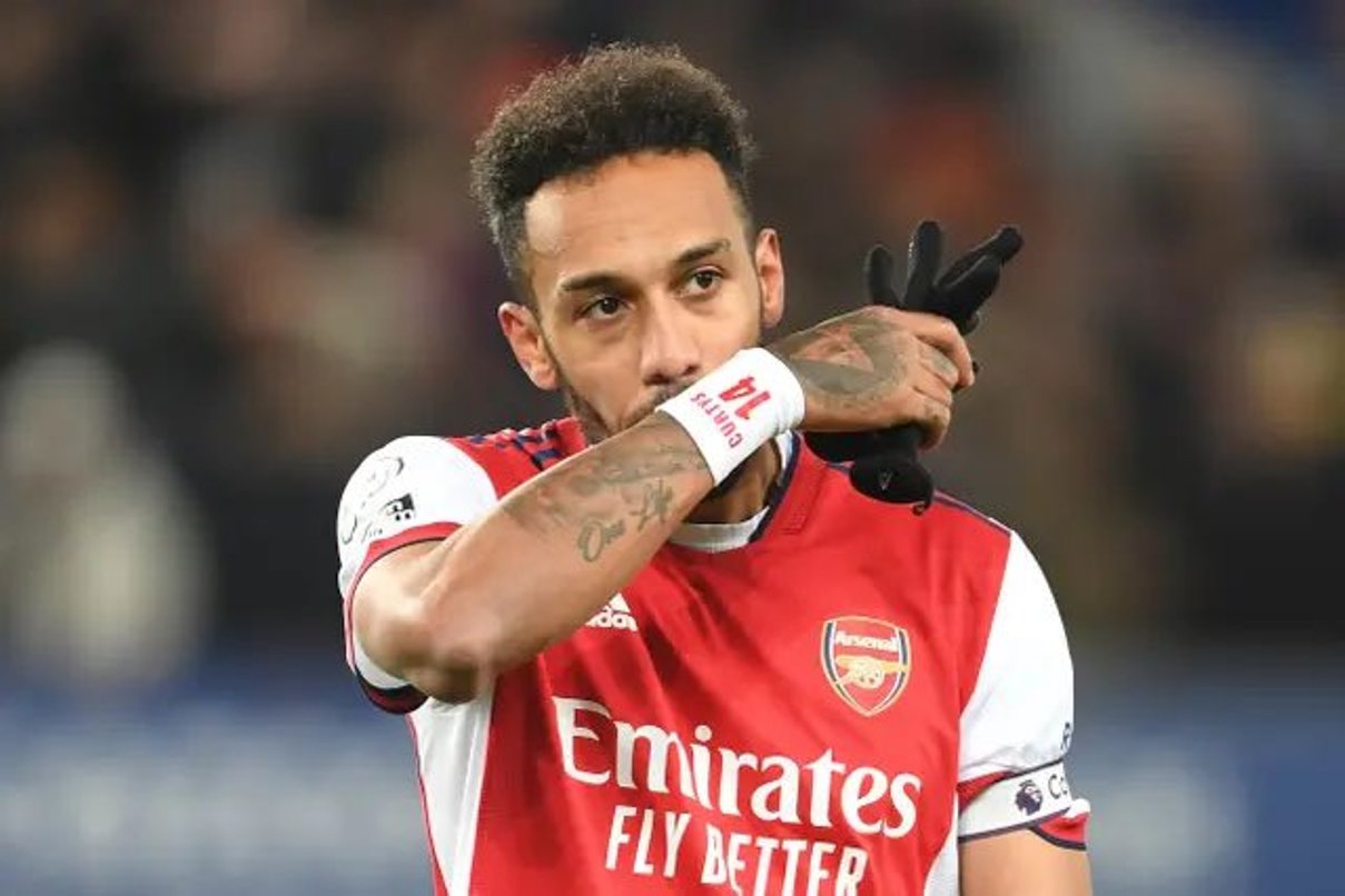 «Κόπηκε» ο Ομπαμεγιάνγκ και ο… λόγος εξοργίζει!