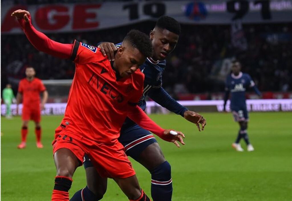 Η Νις δεν θαμπώθηκε από την Παρί και τις «Χρυσές Μπάλες» του Μέσι! (vid)