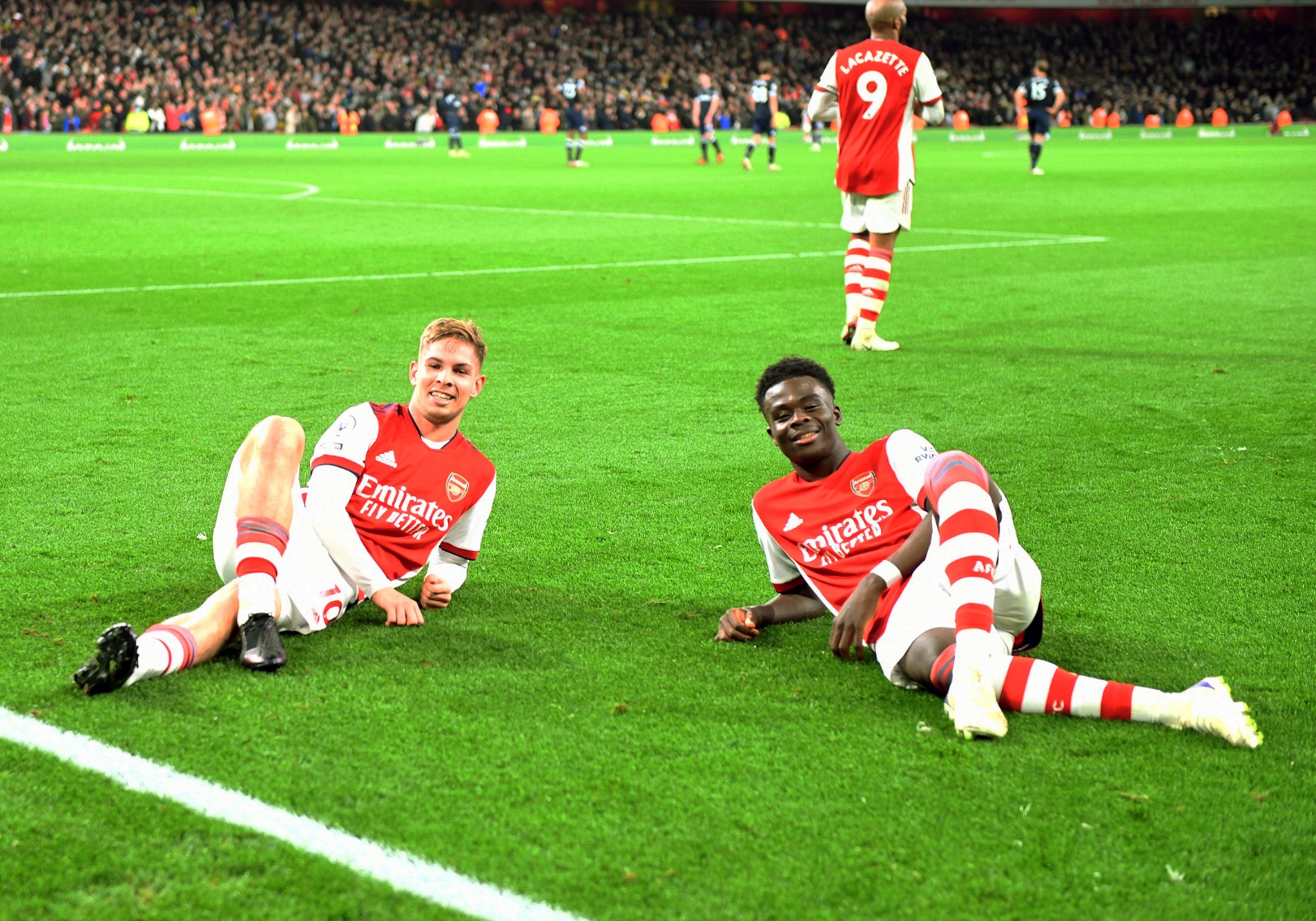 Άρσεναλ, πρόσεχε τα… παιδιά σου γιατί σε “κουβαλάνε”! (vid)