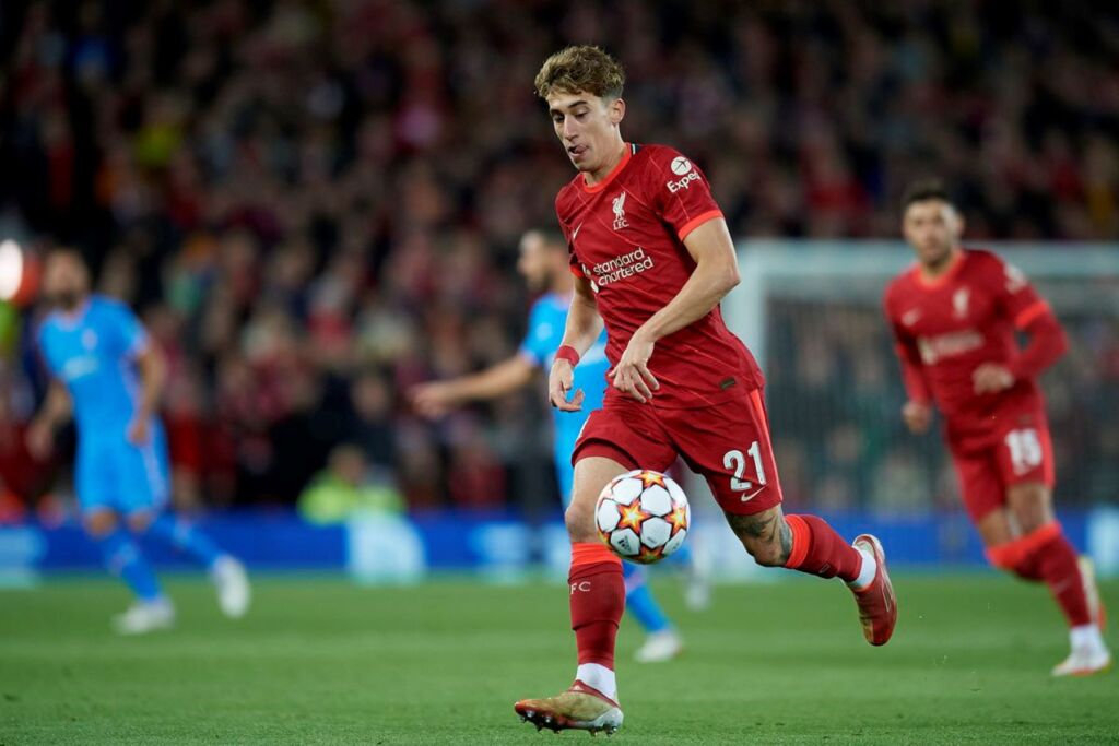 Με Τσιμίκα βασικό η Λίβερπουλ – Με στόχο το 6Χ6 στο Σαν Σίρο ο Κλοπ