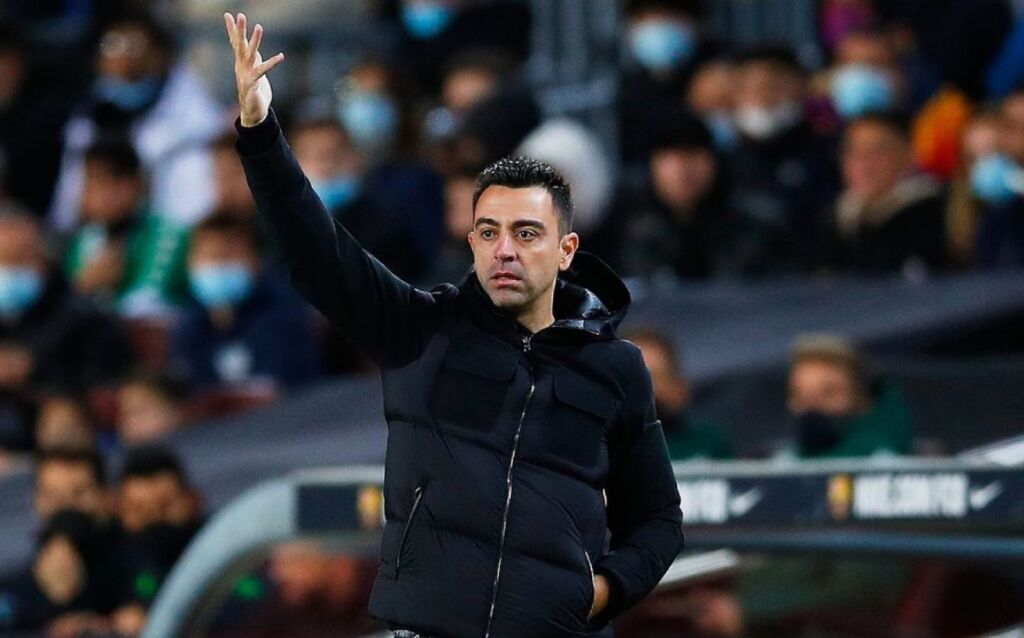 Γερό «χώσιμο» Τσάβι: «Η ομάδα δεν ξέρει ούτε τα βασικά»