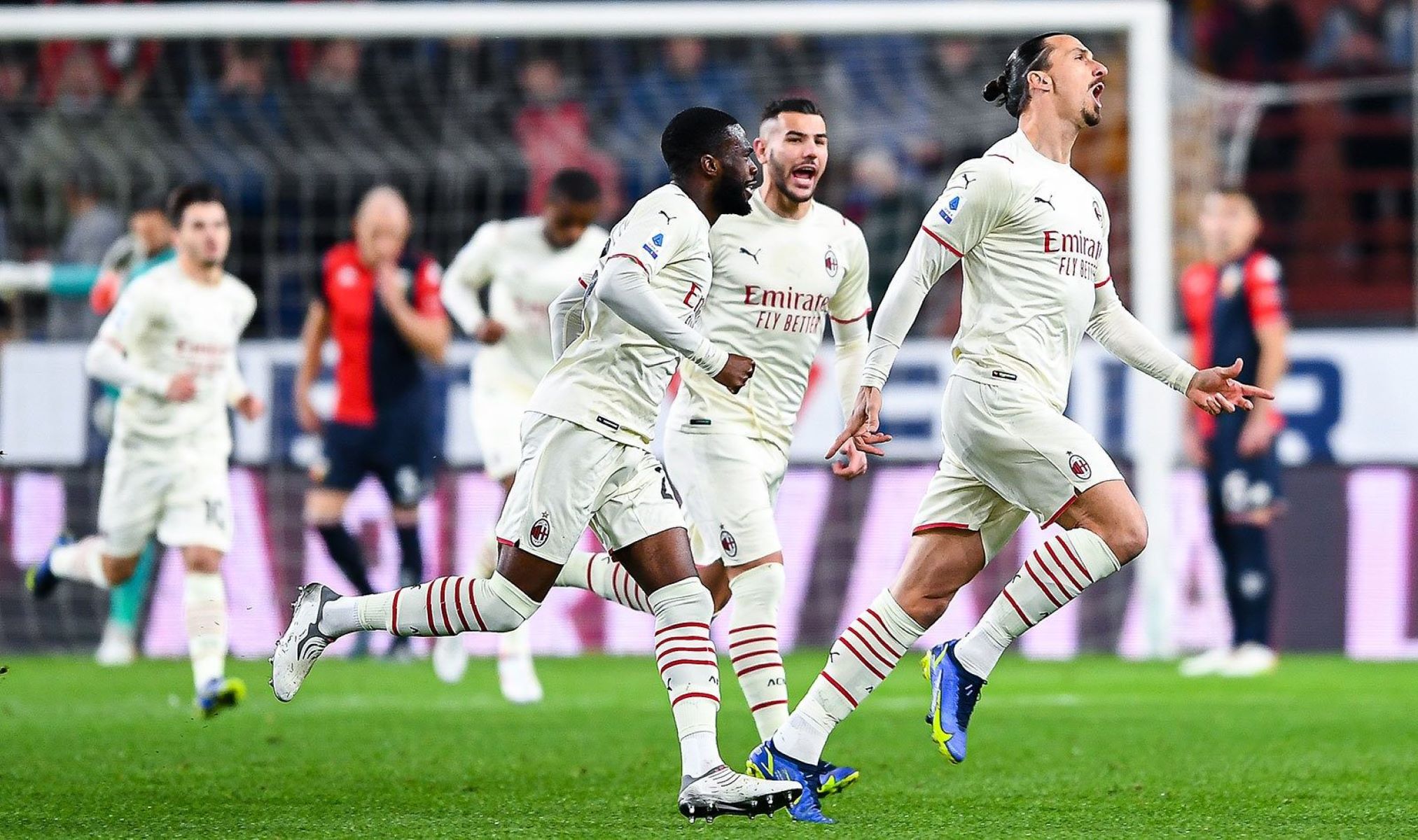 O Ζλάταν λατρεύει τη Μίλαν και τον Πιόλι και αυτό βγαίνει και προς τα έξω!