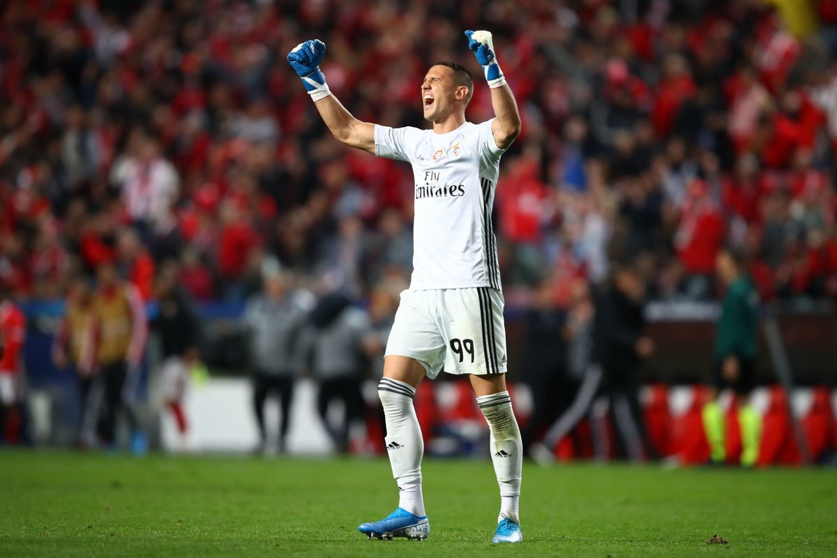 Στο στόχαστρο του Άγιαξ ο Βλαχοδήμος!