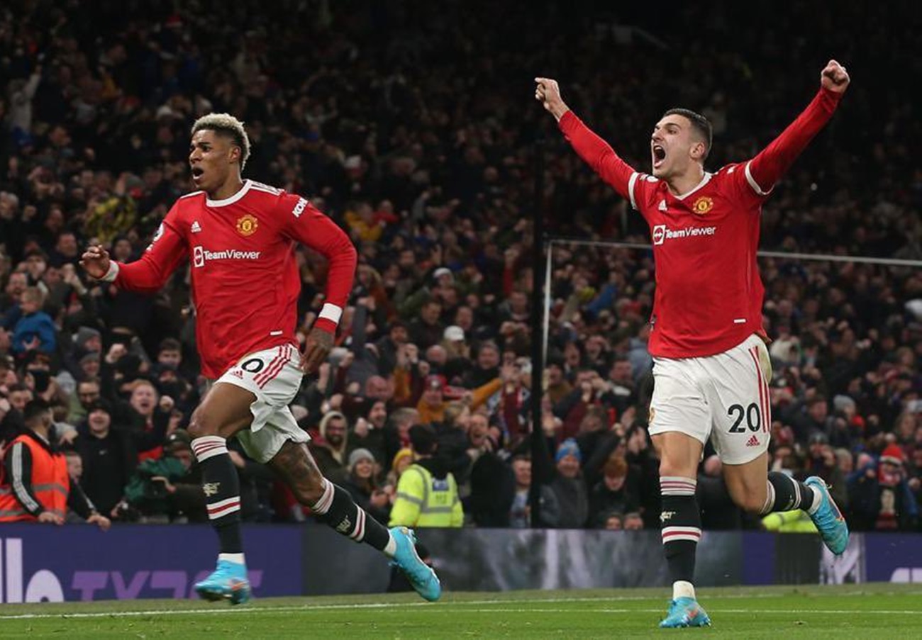 Ένα… τρελοκομείο η Γιουνάιτεντ – Έκαναν σαν να πήραν τίτλο (vid)