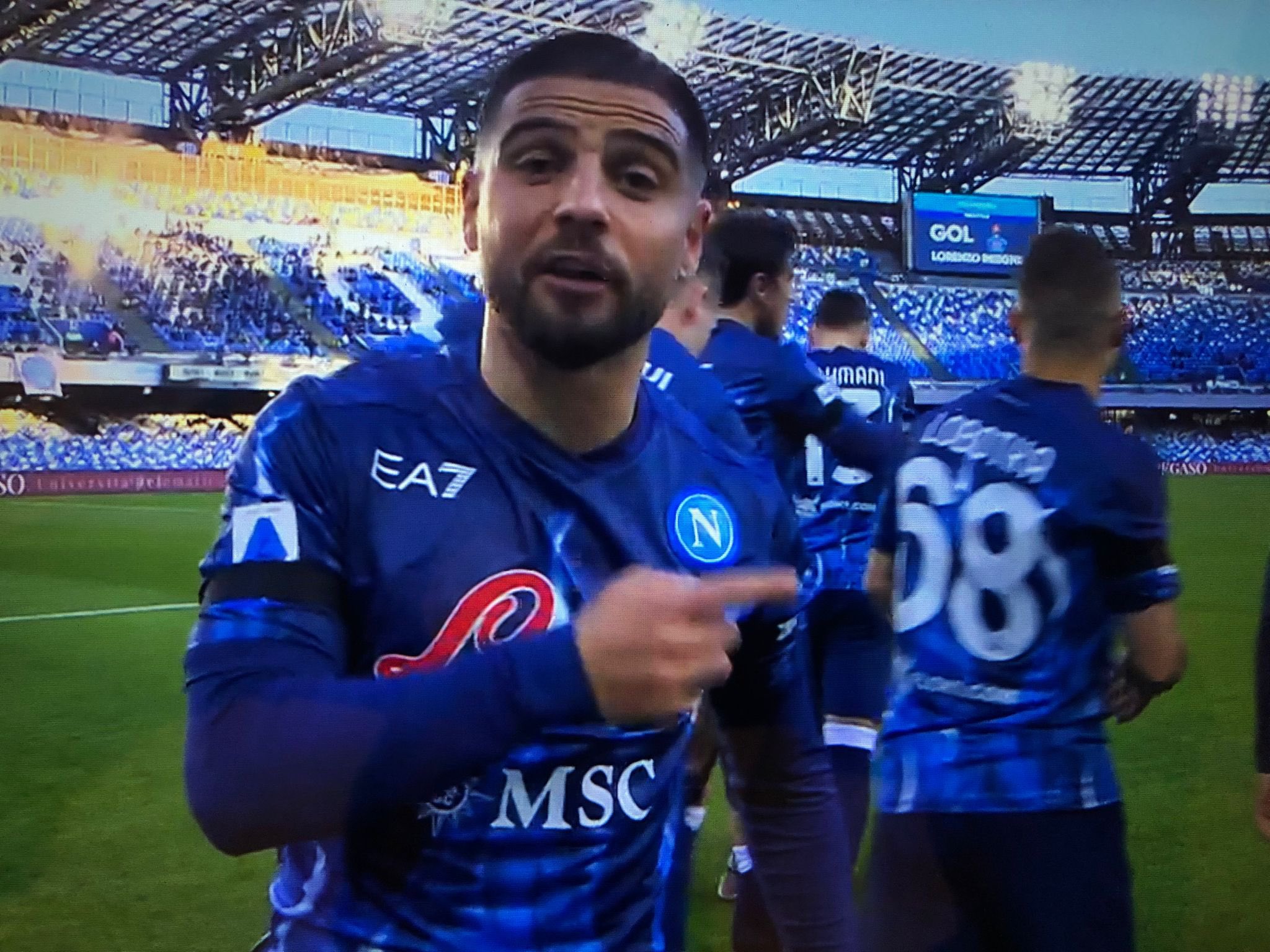 Ο capitano της Νάπολι έφτασε τον «θεό» της (pic)