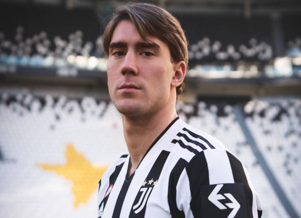 Επίσημα στη Γιουβέντους ο Βλάχοβιτς! (vid)