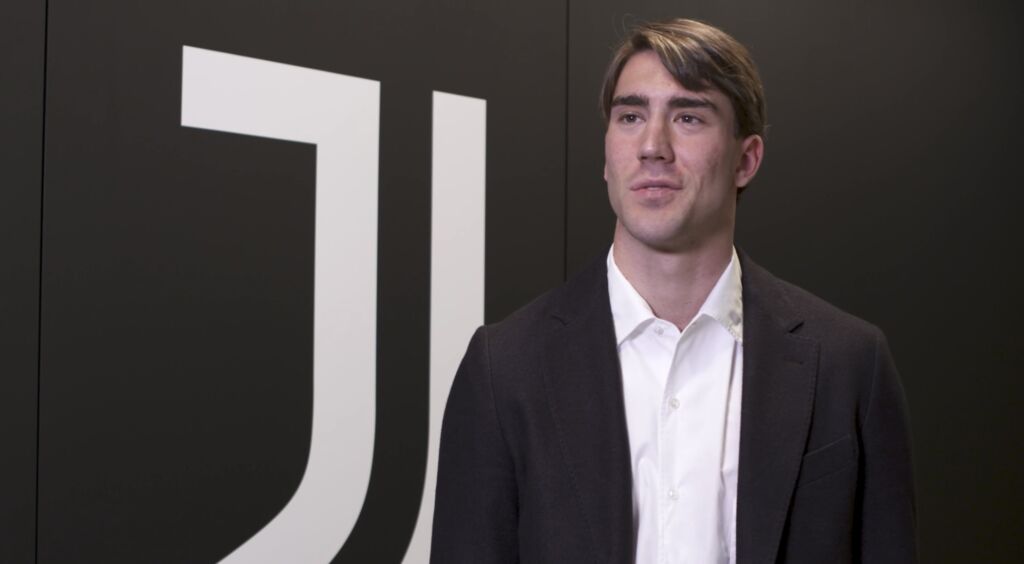 Ο Βλάχοβιτς απάντησε με μία ατάκα- φωτιά γιατί επέλεξε τη Γιουβέντους!