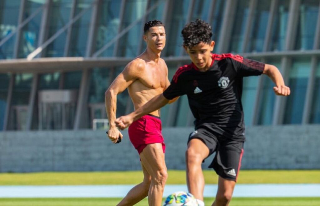 Ο Κριστιάνο μας έδειξε το παρόν και το μέλλον του ποδοσφαίρου! (pic)