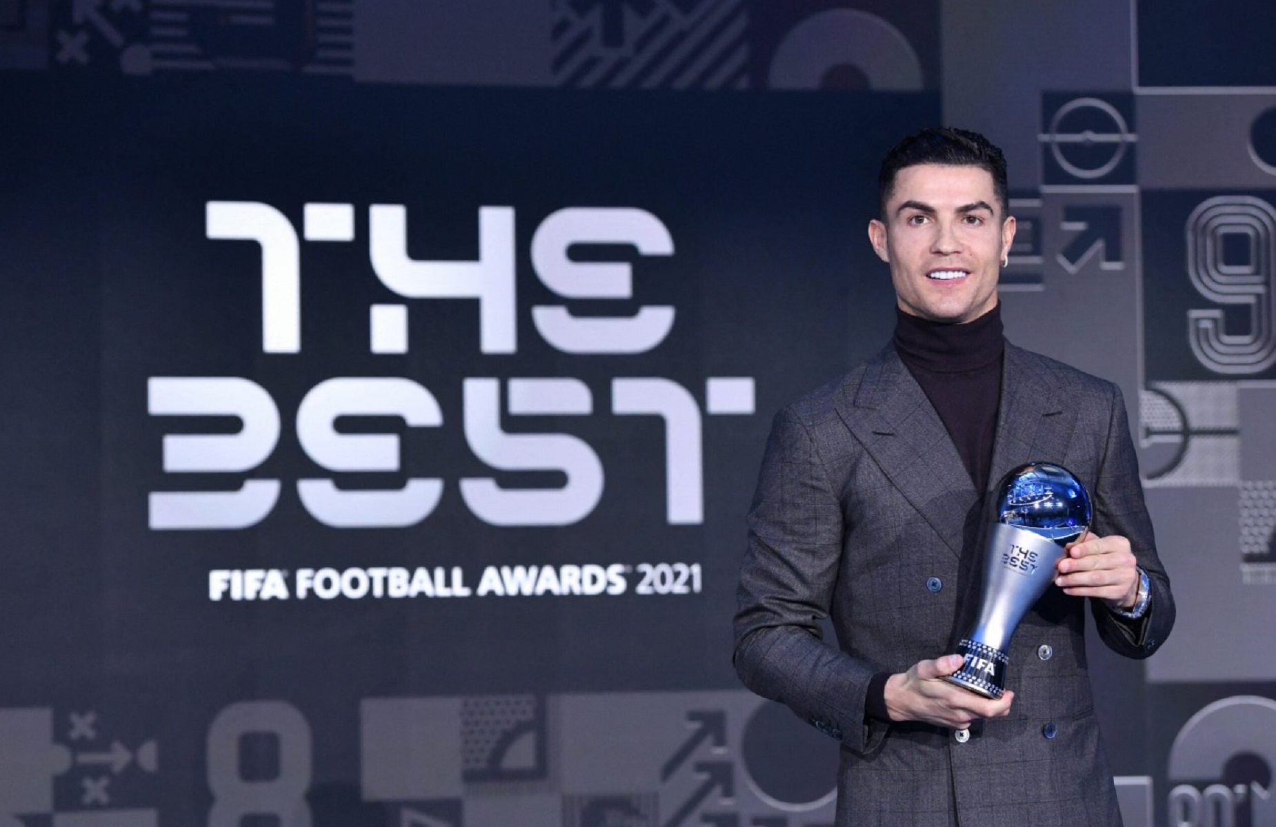 Κριστιάνο: «Θέλω να παίξω για 4-5 χρόνια ακόμη»