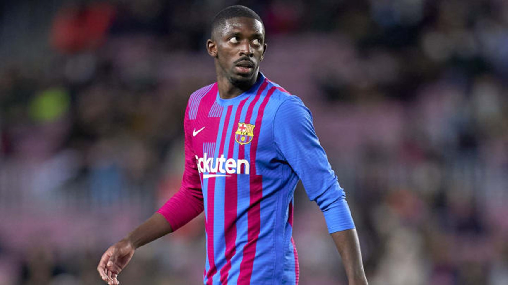 Ο «τελειωμένος» Ντεμπελέ έφτασε στην… ώρα του στην προπόνηση της Μπαρτσελόνα! (vid)