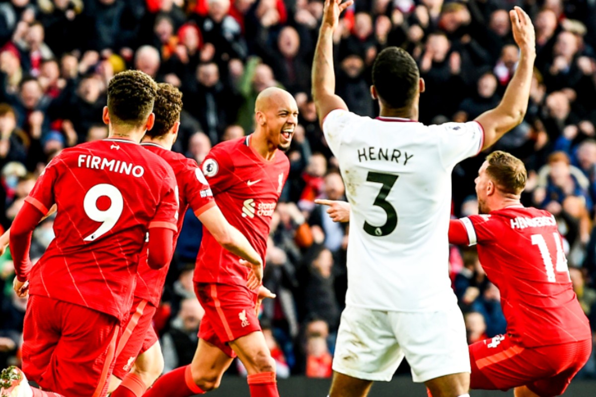 O Φαμπίνιο ξελασπώνει ξανά τη Λίβερπουλ και εξελίσσεται σε σκόρερ (vid)