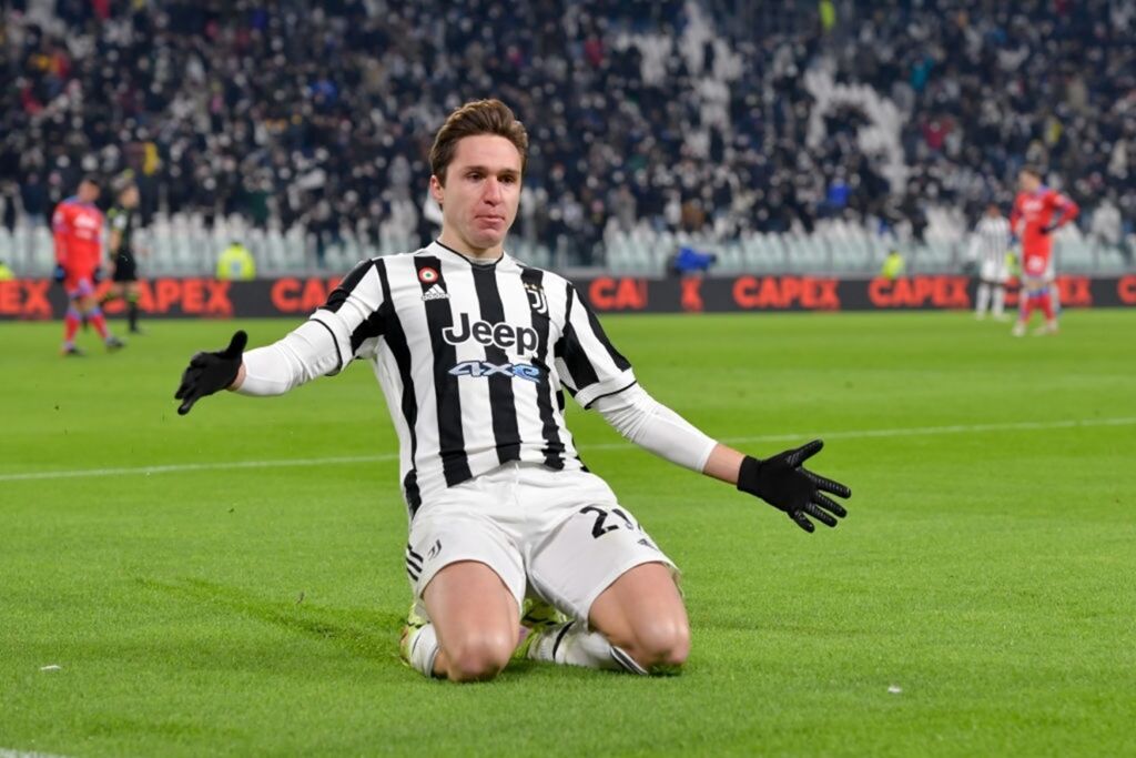 O Κιέζα επέστρεψε και έφερε και… γλυκό! (vid)