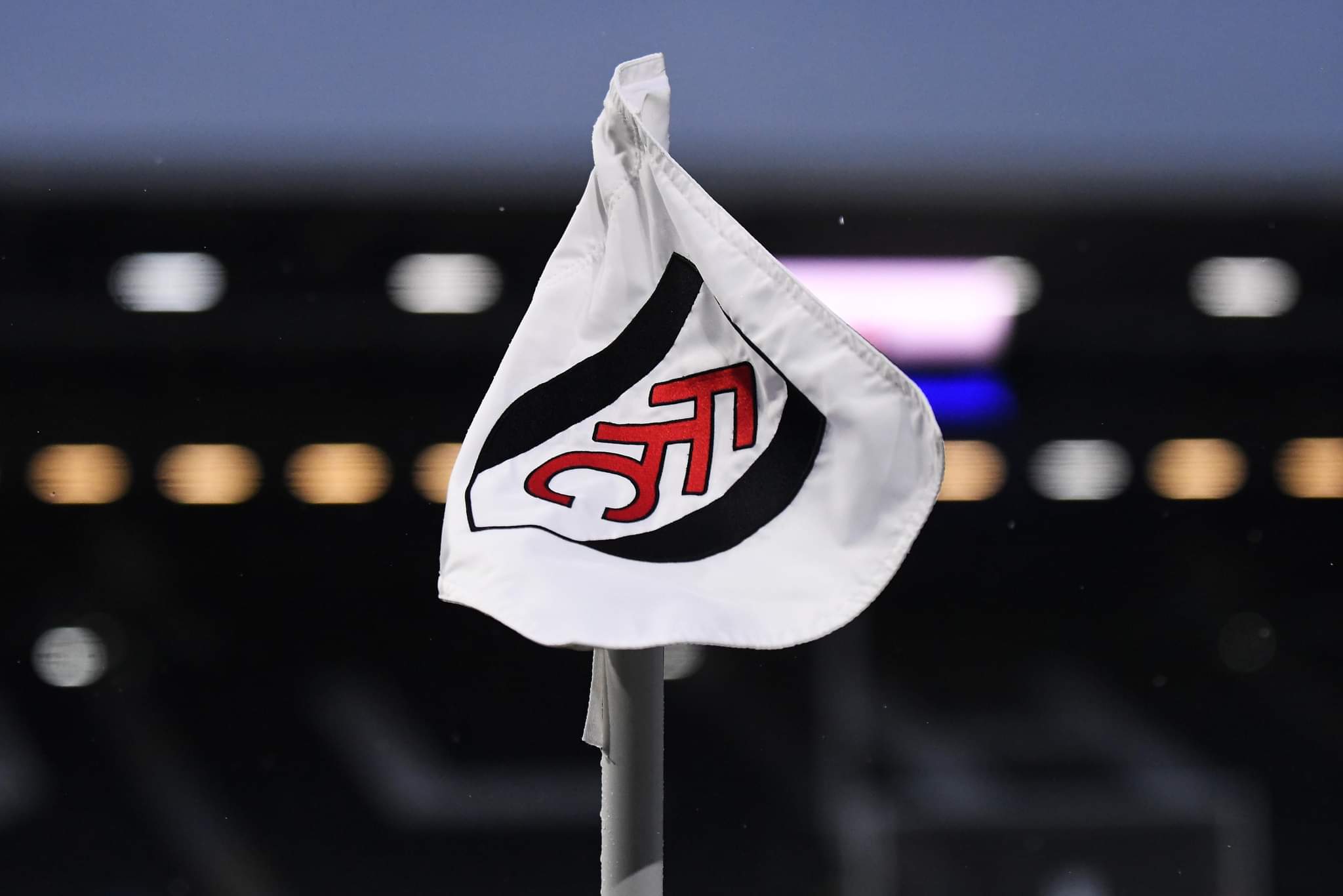 Οπαδός της Φούλαμ έχασε την ζωή του την ώρα του αγώνα – Τραγικό συμβάν