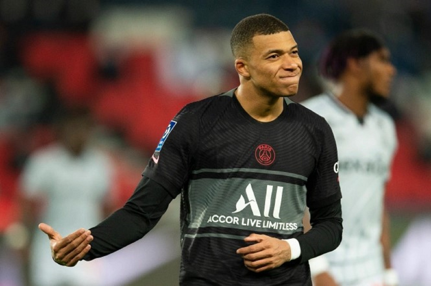 Τρολάρουν τον Μπαπέ οι οπαδοί της Ρεάλ στο Παρίσι! (pic)