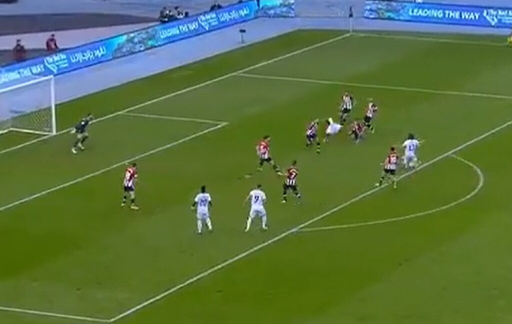 Ο Μόντριτς τίναξε το διχτάκι της Μπιλμπάο με πλασεδάρα (vid)