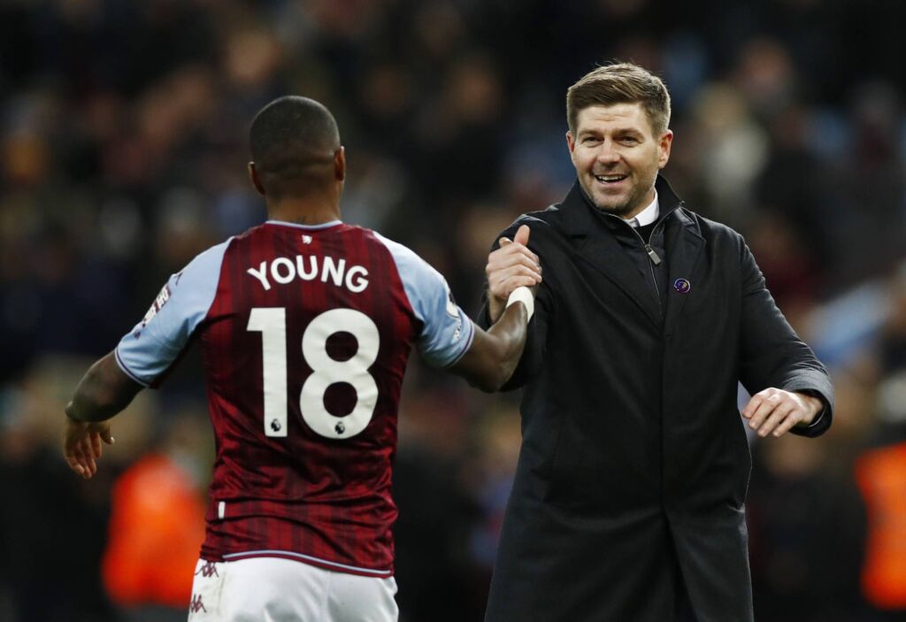 Ξενερώνει τη Γιουνάιτεντ με… ανανέωση ο Τζέραρντ!