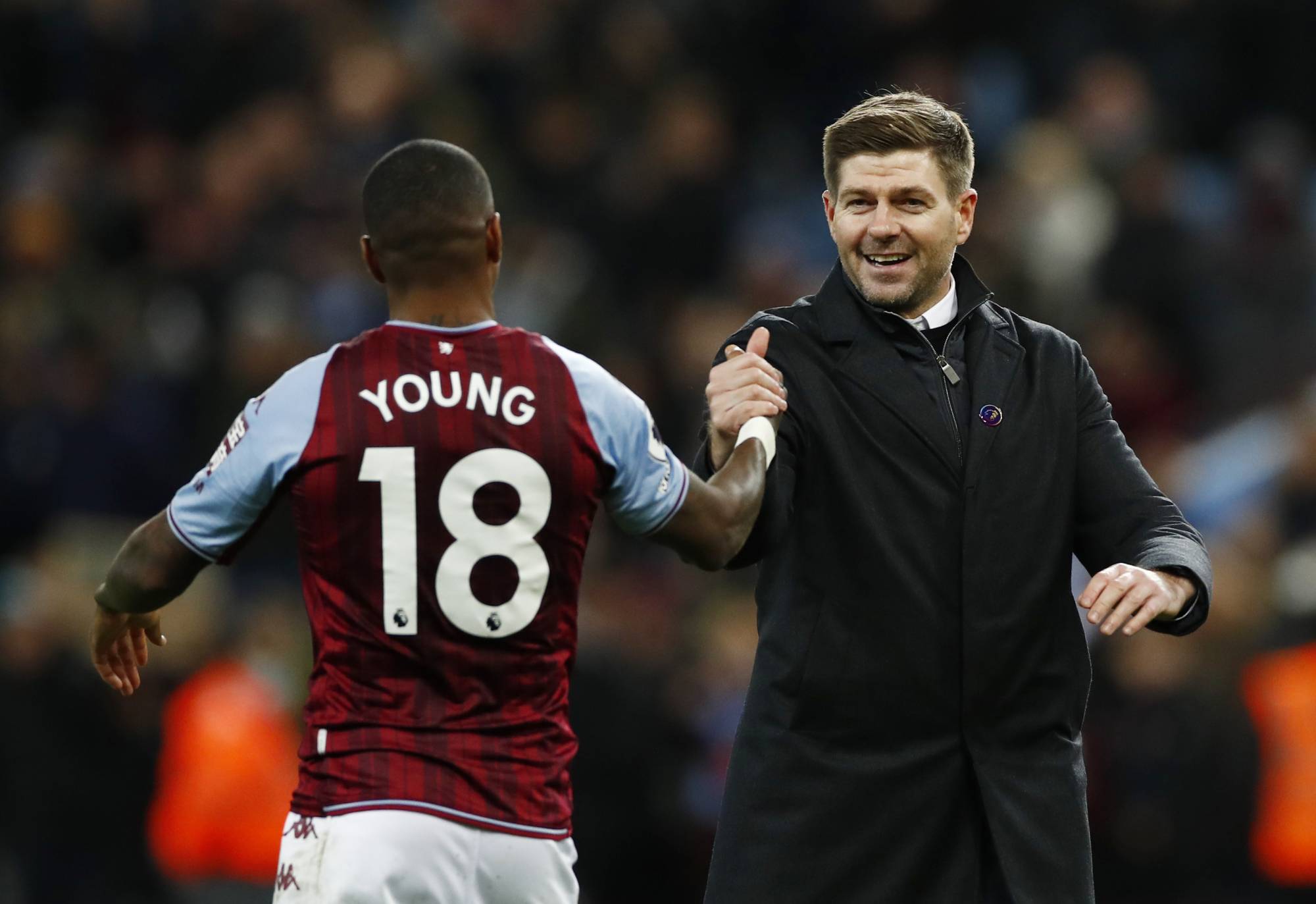 Ξενερώνει τη Γιουνάιτεντ με… ανανέωση ο Τζέραρντ!