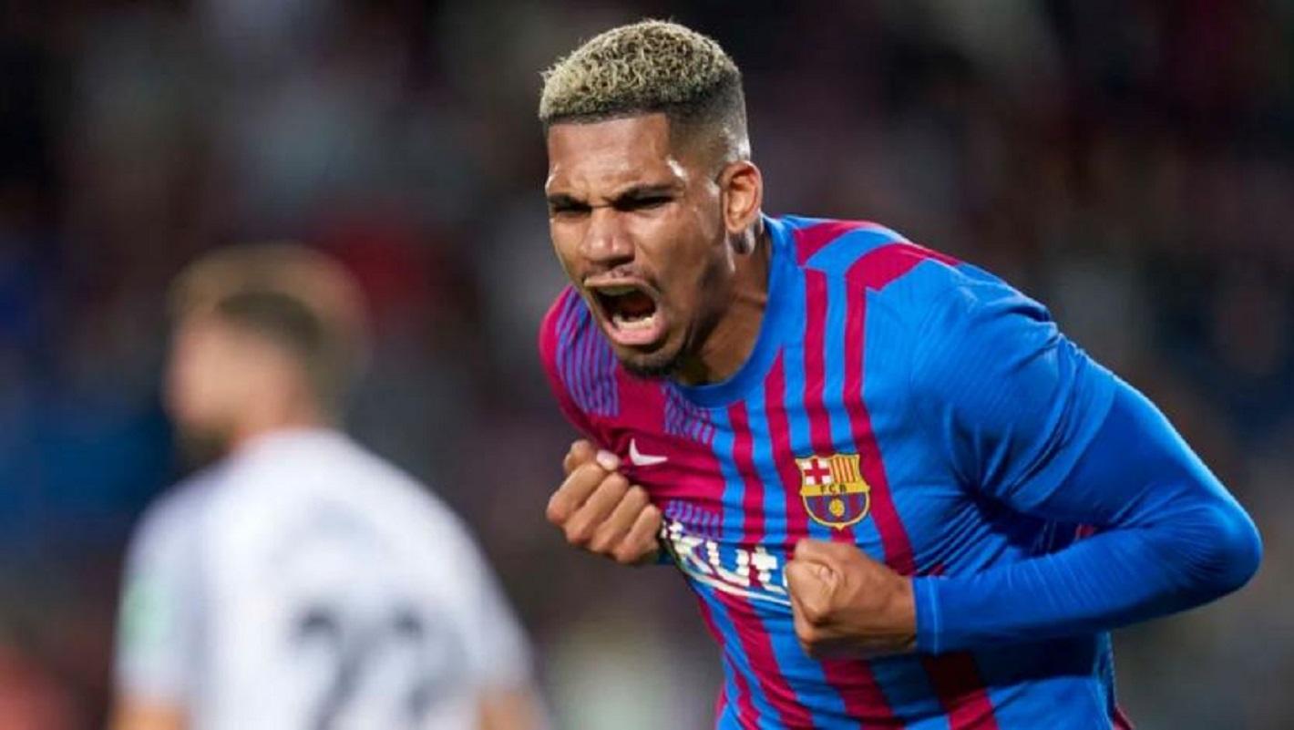 Θορυβήθηκε και… τρέχει για Αραούχο η Μπαρτσελόνα!