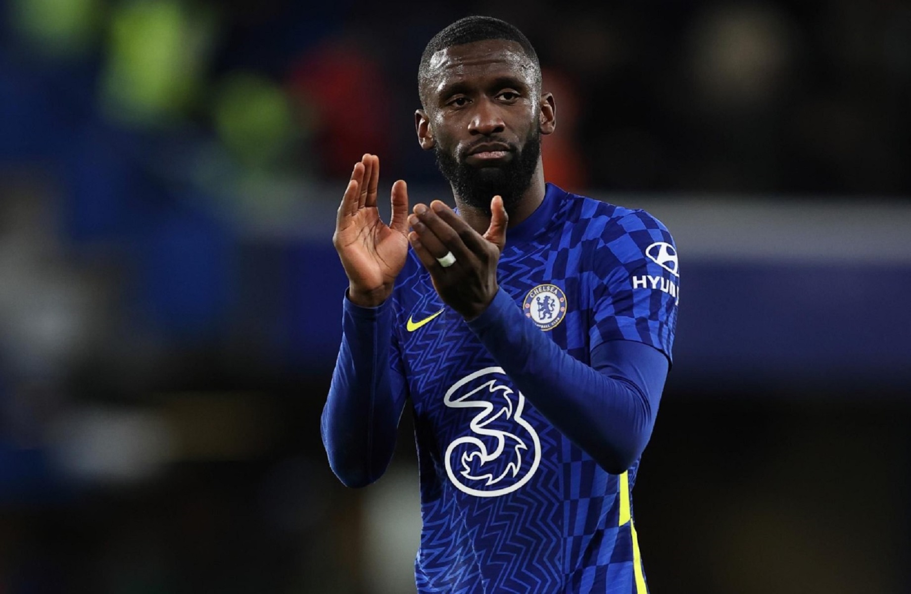 Η Τσέλσι… παλεύει ακόμα την ανανέωση του Ρούντιγκερ!