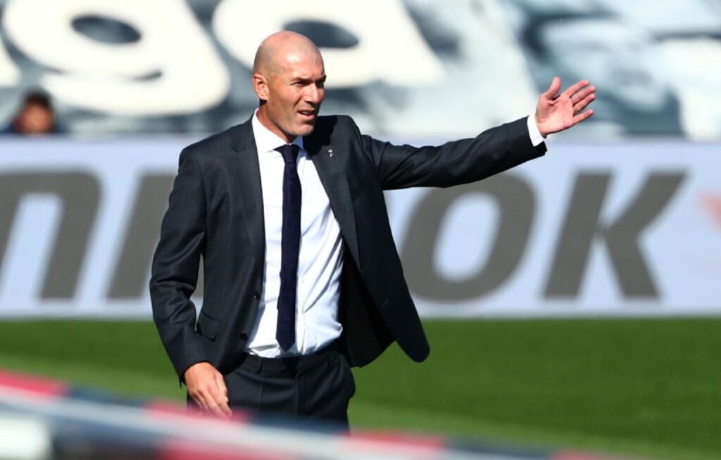 «Ψήθηκε» αναλάβει την Παρί ο Ζιντάν, αλλά θέλει εγγυήσεις!