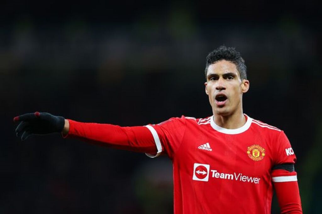 Προτιμούν Λίντελοφ από… Βαράν στη Γιουνάιτεντ!