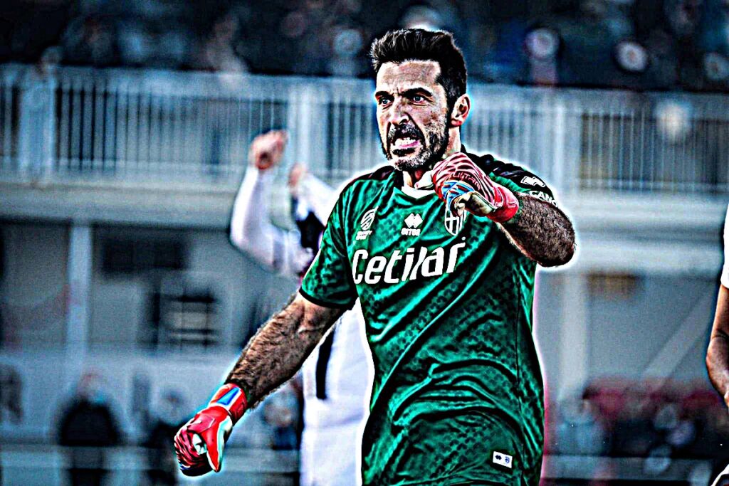 O Τζιανλουίτζι Μπουφόν κορόιδεψε το χρόνο και πέρασε στην αιωνιότητα!