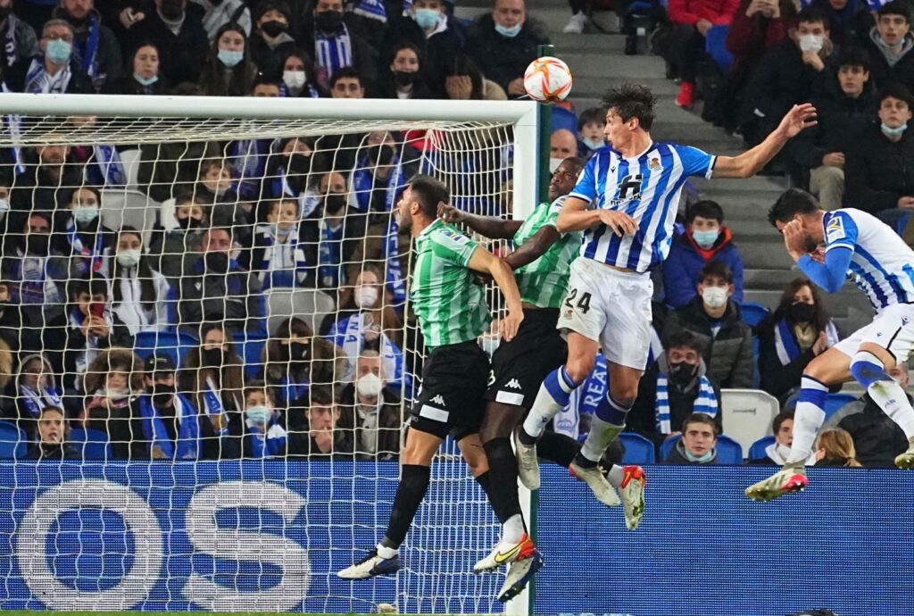 Μπροστά η Μπέτις με Χουάνμι  – Ακυρώθηκε γκολ του Γιανουζάι (vids)