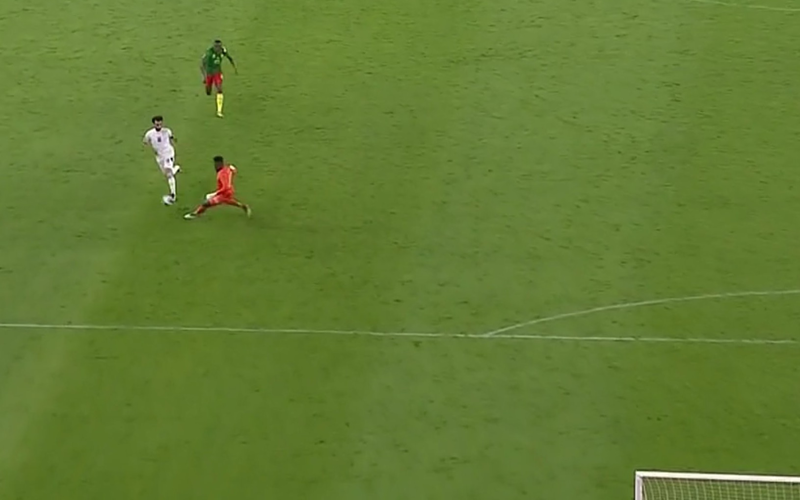 Δεν γίνεται ο Σαλάχ να έχασε τέτοιο γκολ! (vid)
