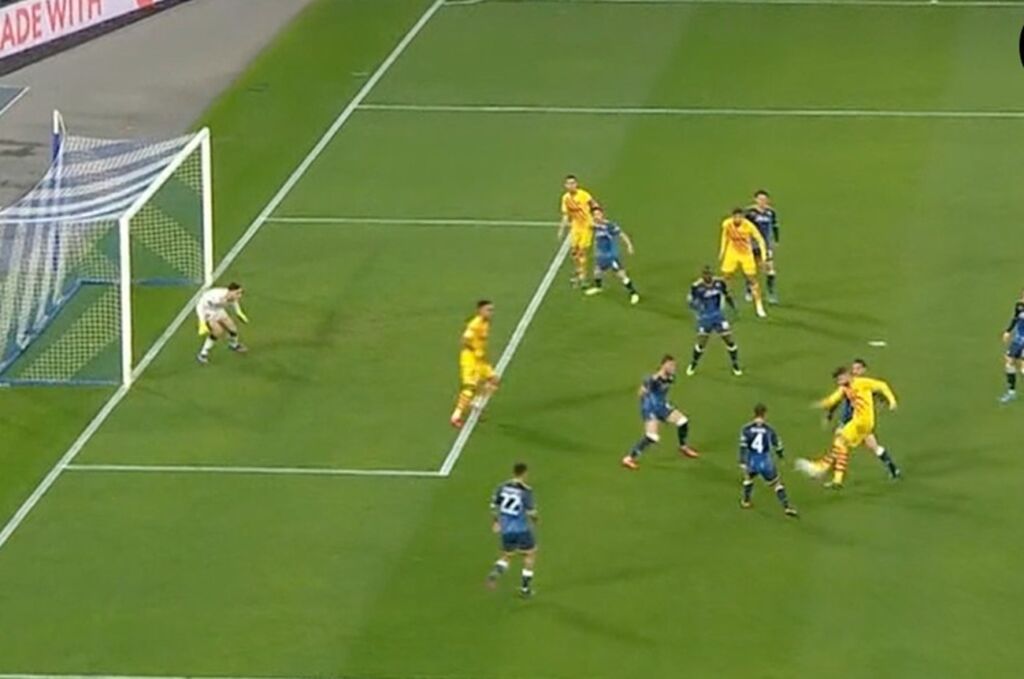 «Σεντερφορίσια» γκολάρα του Πικέ και τρίτο γκολ η Μπάρτσα! (vid)