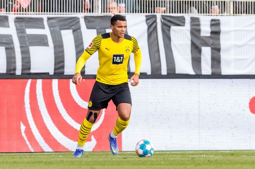 Βολιδοσκοπεί τον Ακάντζι η Γιουνάιτεντ!