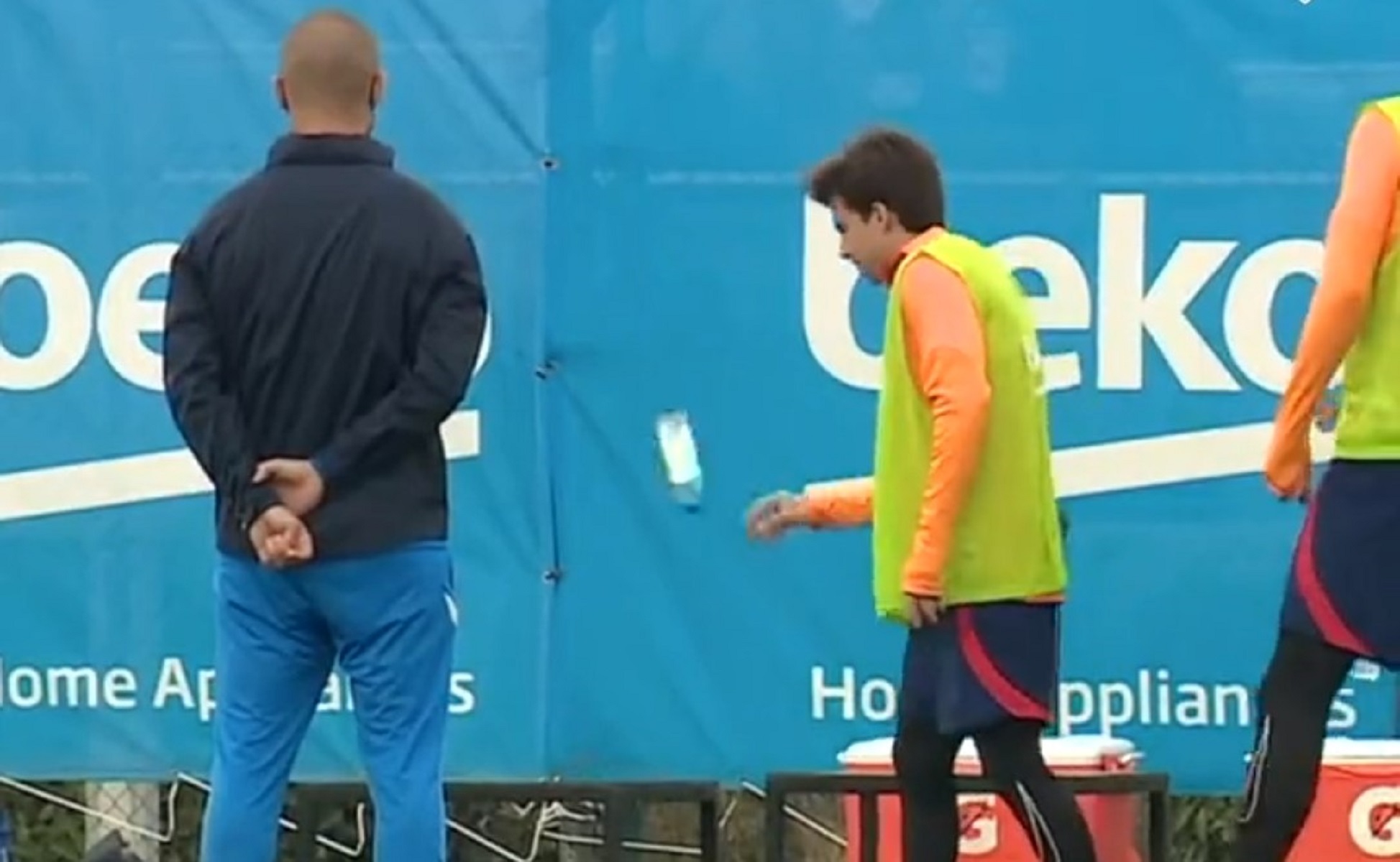 Η… πρωτότυπη άσκηση της Μπαρτσελόνα και ο «μάστερ» Πουτς! (vid)