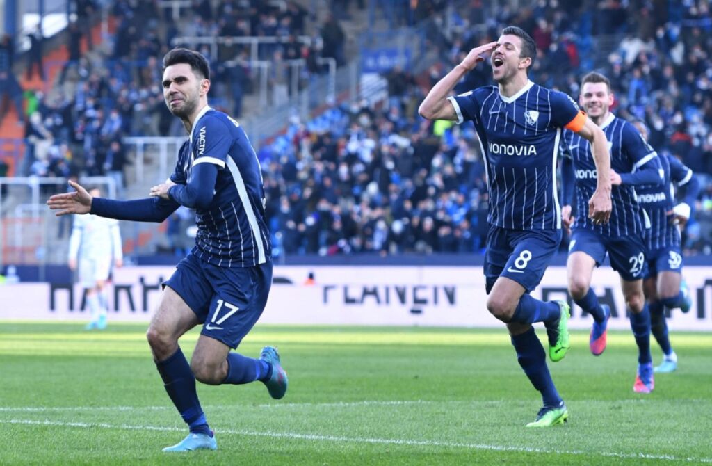 Μπόχουμ από… άλλο πλανήτη διασύρει την Μπάγερν στο ημίχρονο! (vids)