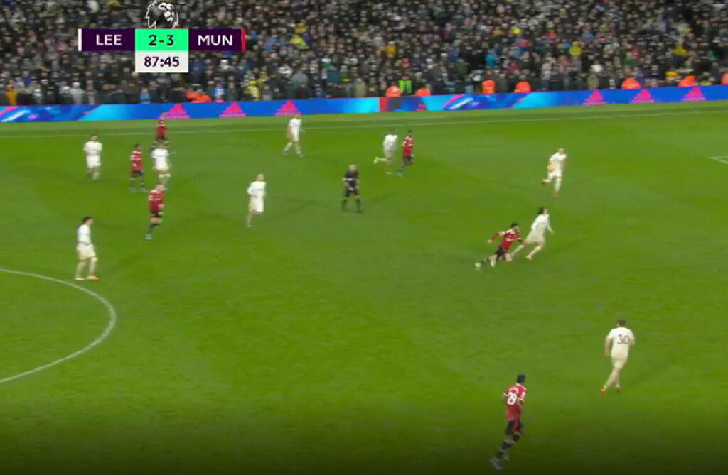 Ντρίμπλα αλά Μπέργκαμπ ο Φερνάντες στο 4-2 της Γιουνάιτεντ! (vid)