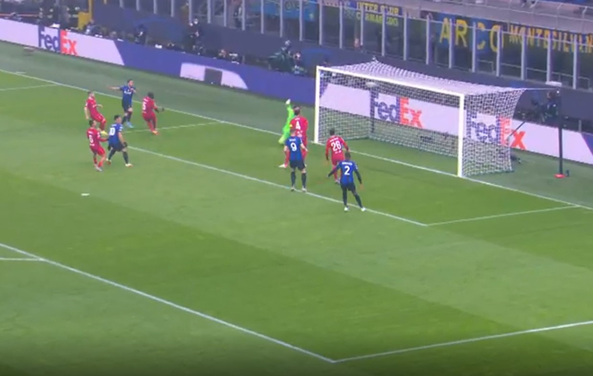 Κοντά στο γκολ η Ίντερ – «Έσπασε» το δοκάρι ο Τσαλχάνογλου! (vid)