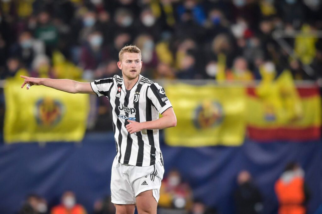 Η Γιουβέντους «χτυπάει» τον Ντε Λιχτ εκεί που… πονάει!