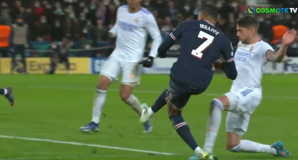 Μαγικό γκολ από τον Μπαπέ! Ξέρανε τη Ρεάλ στο 94′! (vid)