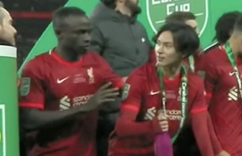 Η «χάρη» που ζήτησε ο Μανέ από τον Μιναμίνο! (pics)