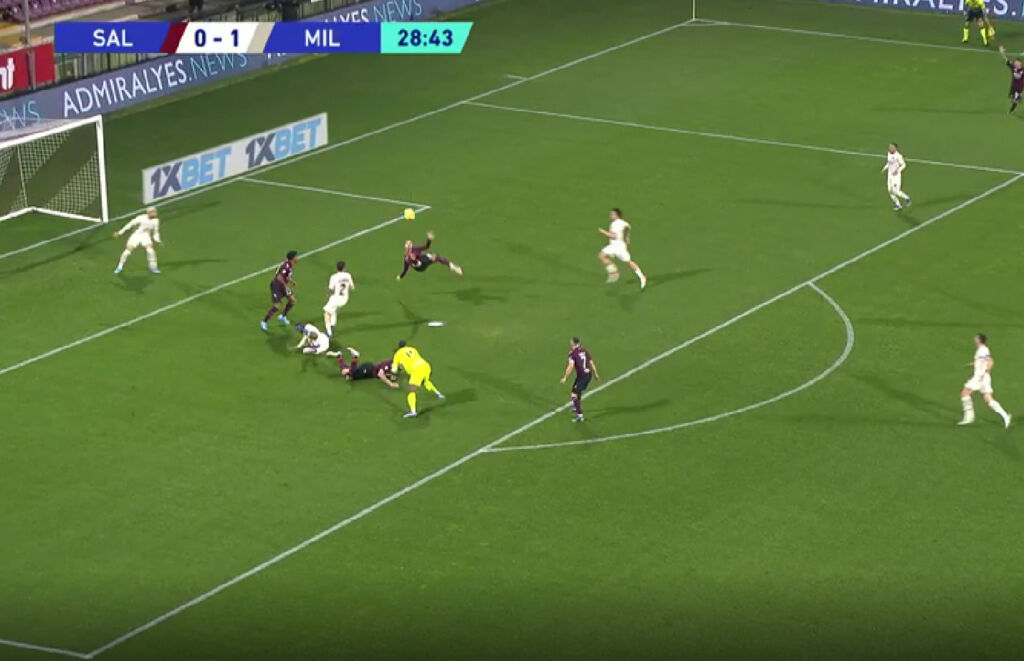 Τραγική έξοδος του Μενιάν – Γκολάρα με ψαλιδάκι ο Μπονατσόλι! (vid)