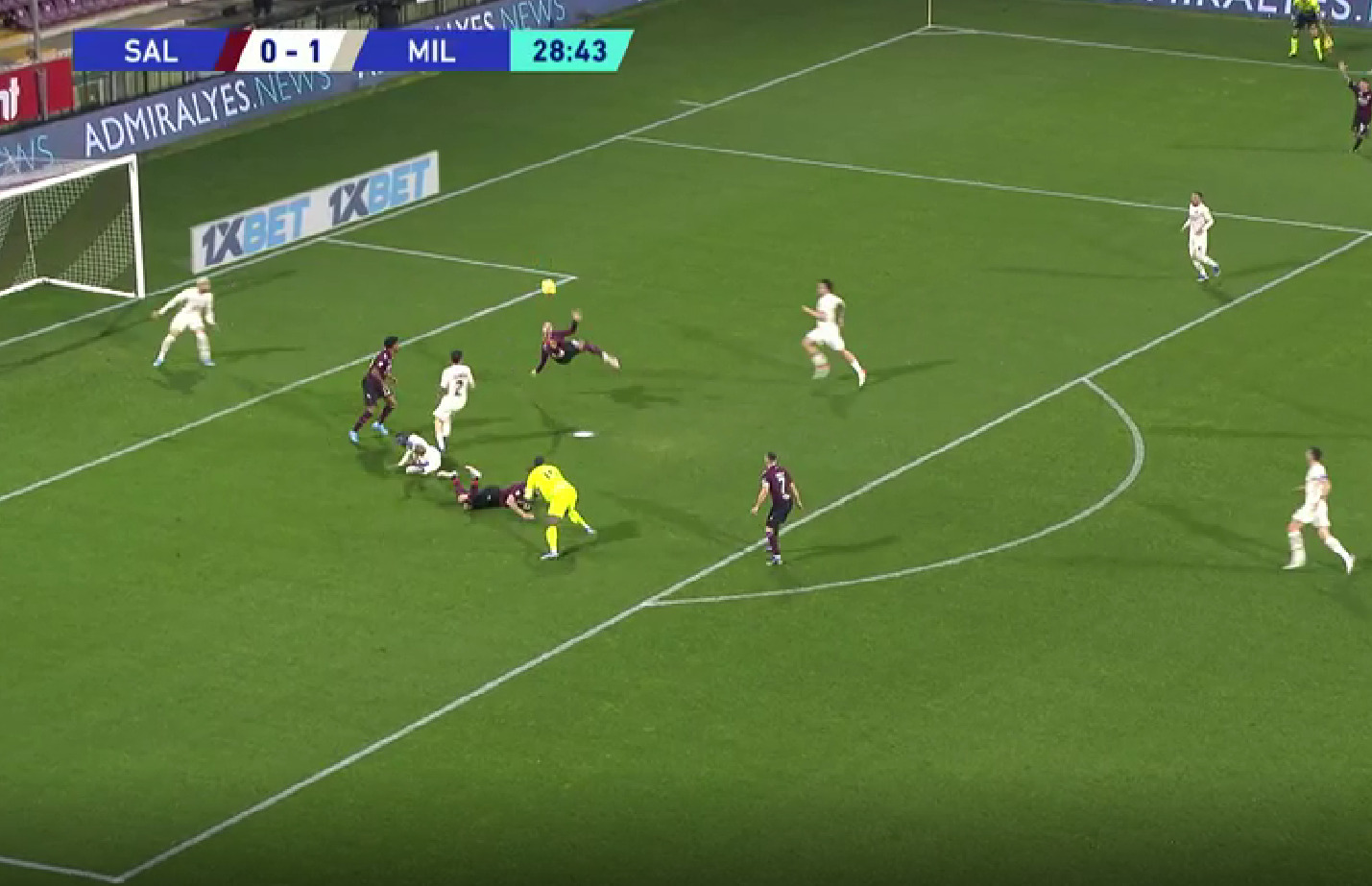 Τραγική έξοδος του Μενιάν – Γκολάρα με ψαλιδάκι ο Μπονατσόλι! (vid)