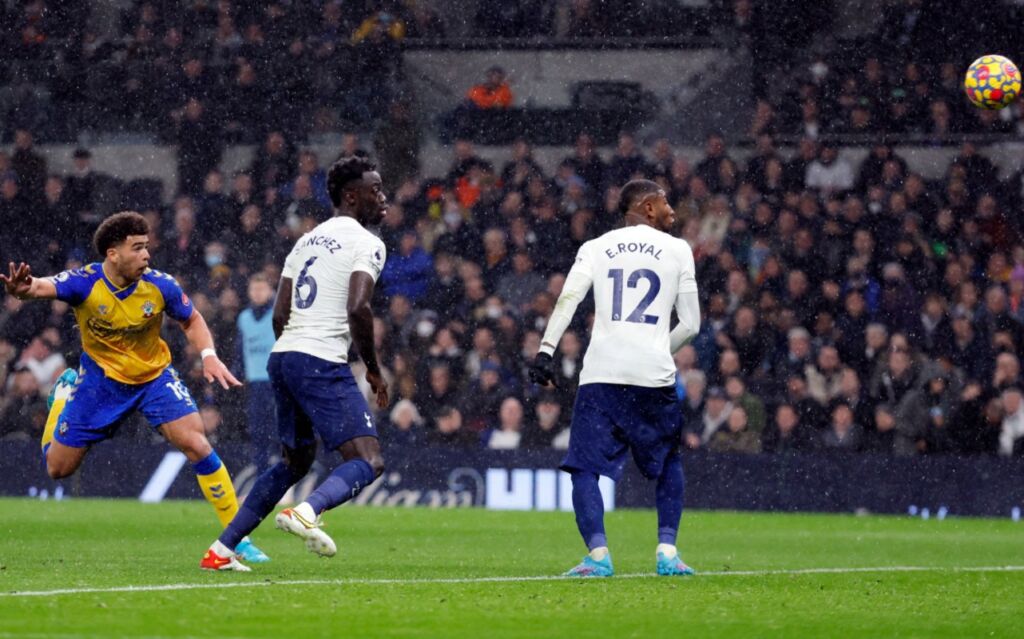 Με τέτοια «αεράμυνα», Τότεναμ δεν πας πουθενά (vid)