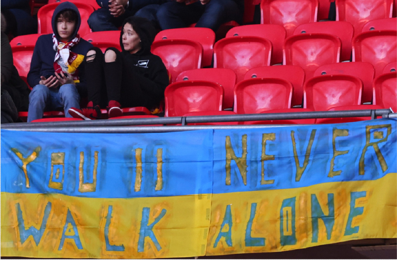 Πόλεμος στην Ουκρανία: Τελικός στο «Γουέμπλεϊ» με το μυαλό όλων… αλλού (pics)