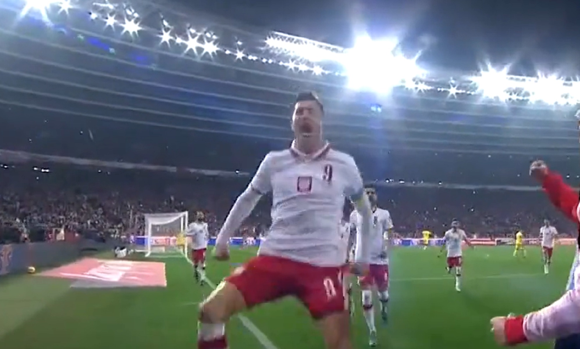 Ο «Λέβα» το γκολ, ο Κριχόβιακ τη… δουλίτσα (vid)