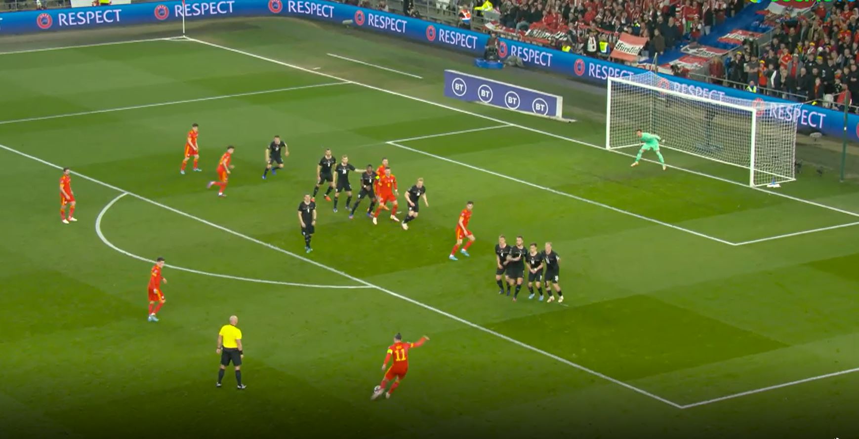 Ο Μπέιλ μπήκε σε… mode Ουαλίας και με φάουλ-οβίδα σκόραρε! (vid)