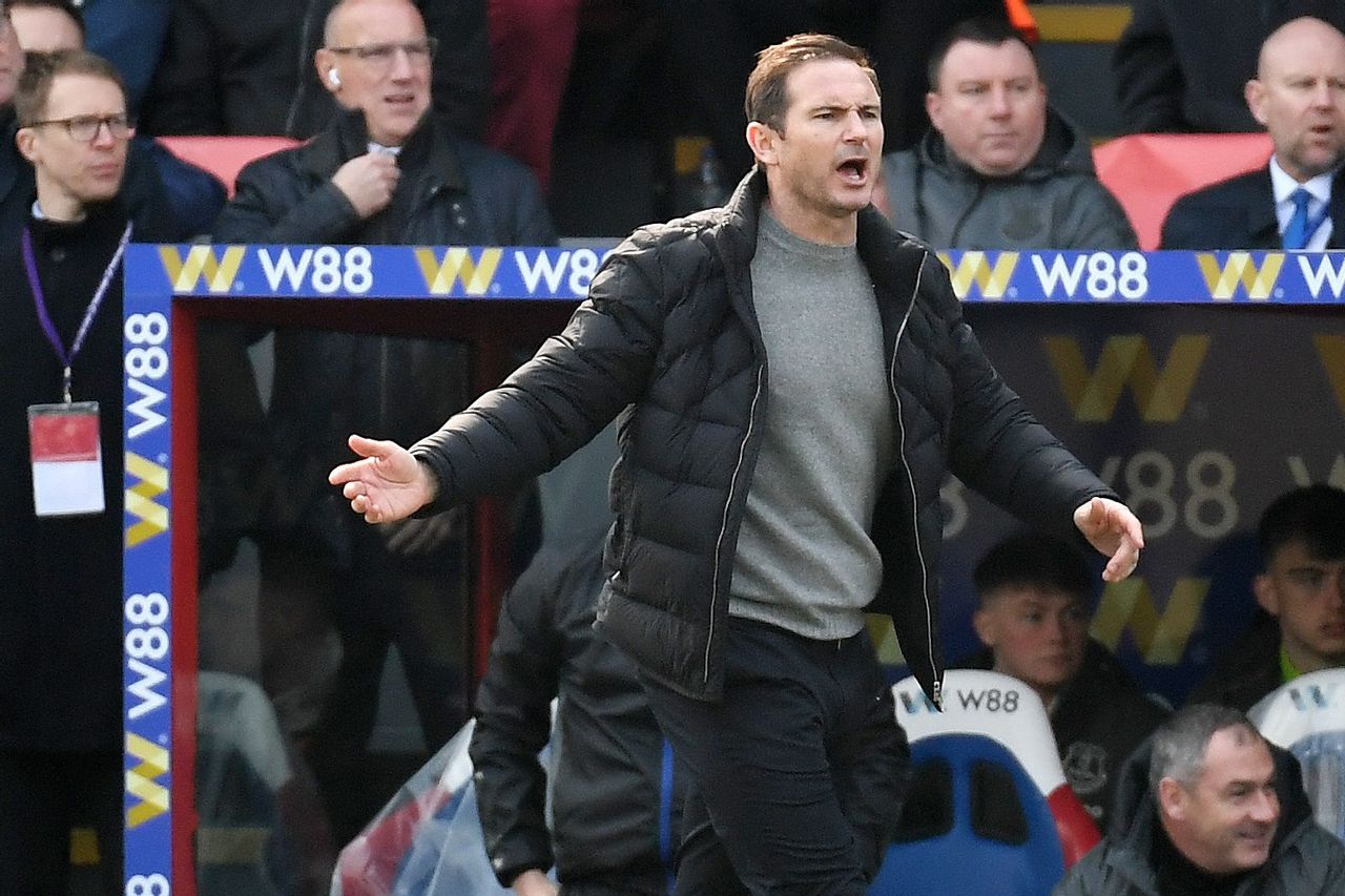 Η Έβερτον κατρακυλά κι ο Λάμπαρντ απελπίζεται ζητώντας χρόνο