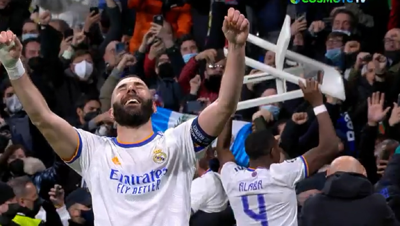 “Κλάμα” με Αλάμπα έδωσε αυτόγραφο… στο πιο περίεργο μέρος! (pic)